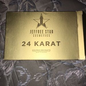 Jeffree Star 24K Gold Skin Frost Pro Palette.